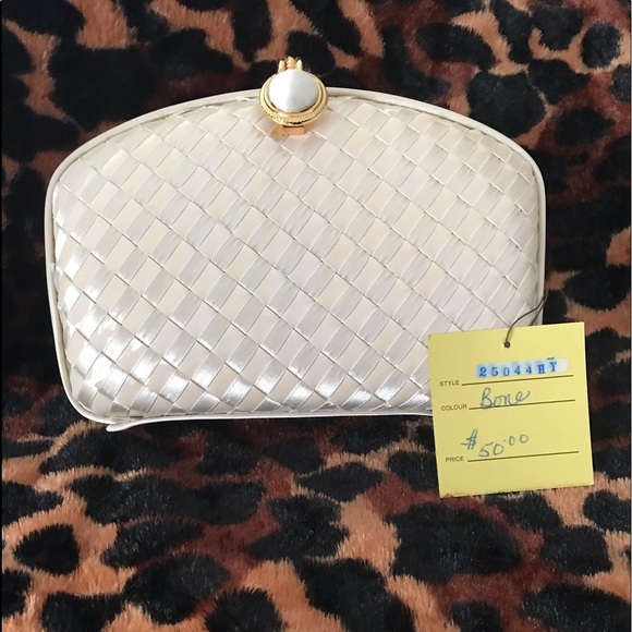 Fiona Satin evening bag.  New with tags. Never worn. - Picture 1 of 3